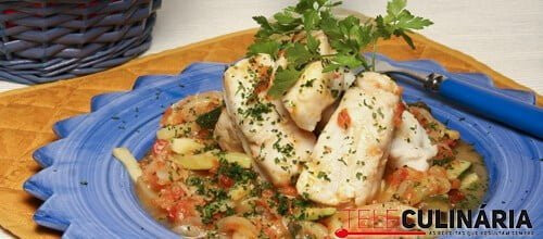 Tranches de pescada à toscana