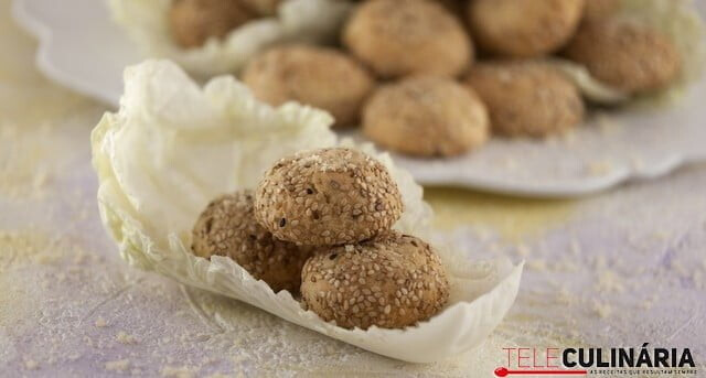 Areias de queijo e alecrim