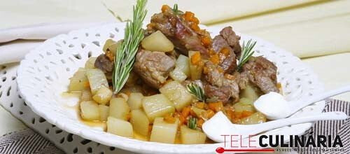 Caçarola de borrego com cenoura