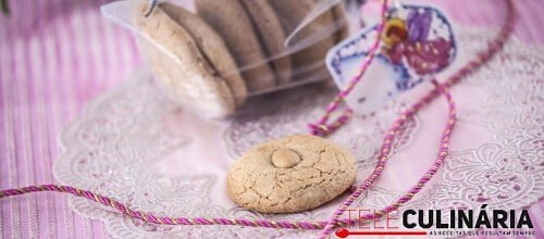 Biscoitos de canela com amêndoa