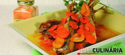 Carapaus em escabeche quente