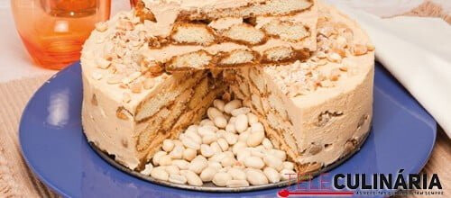 Enformado de biscoitos e creme de amendoim