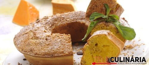 Bolo de abóbora e frutos secos