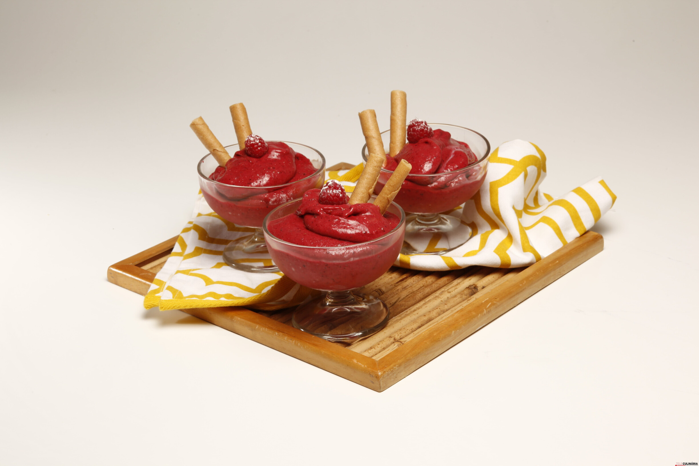 Gelado de frutos vermelhos