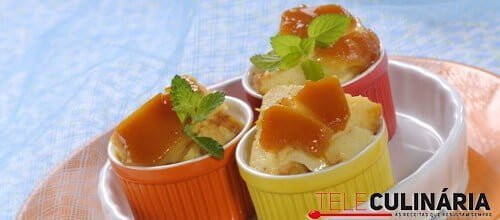 Pudim de iogurte