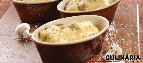 Pescada com molho de queijo