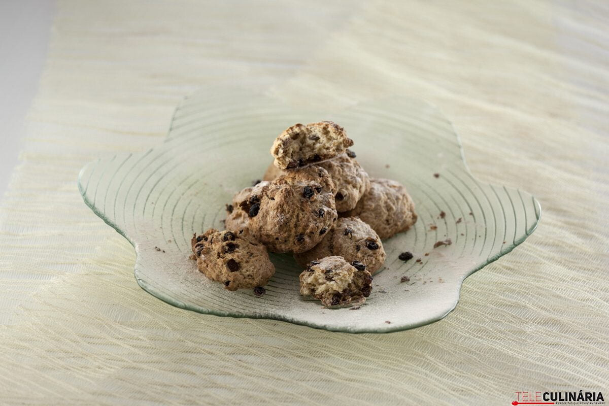 Scones com sultanas
