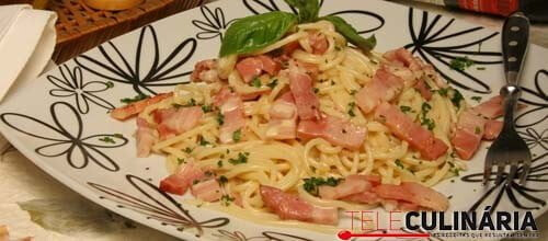 Esparguete à carbonara