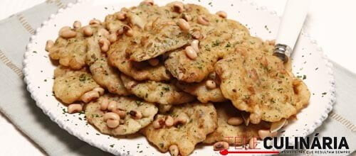 Pataniscas de atum e feijão-frade