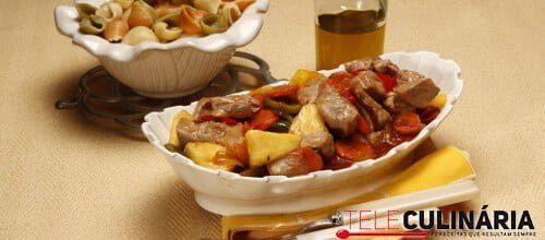 Búzios com porco agridoce