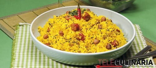 Arroz de forno com linguiça