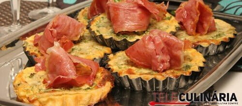 Mini tartes de alface e presunto