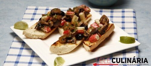 Sandes abertas de delícias do bosque