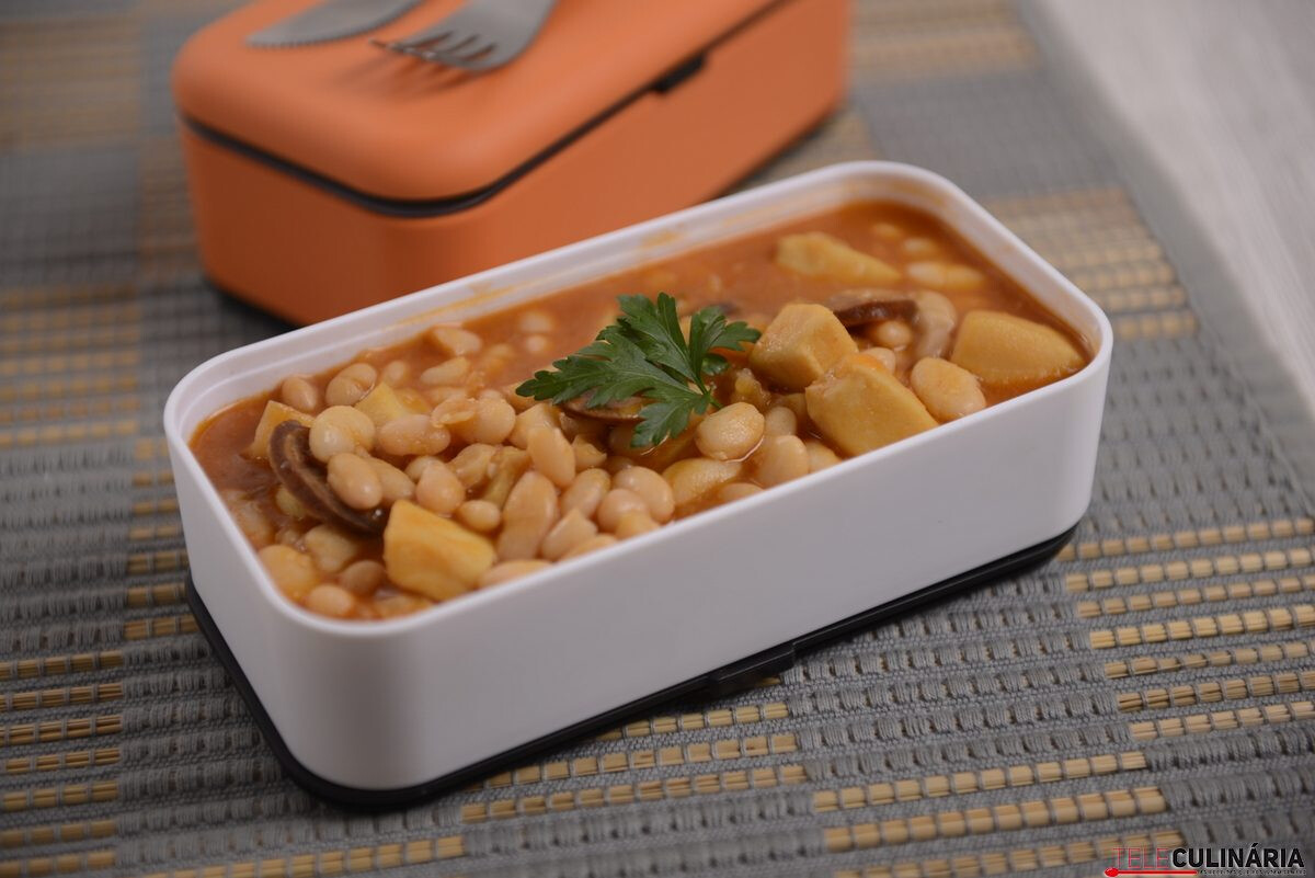 Feijoada de tiras de choco