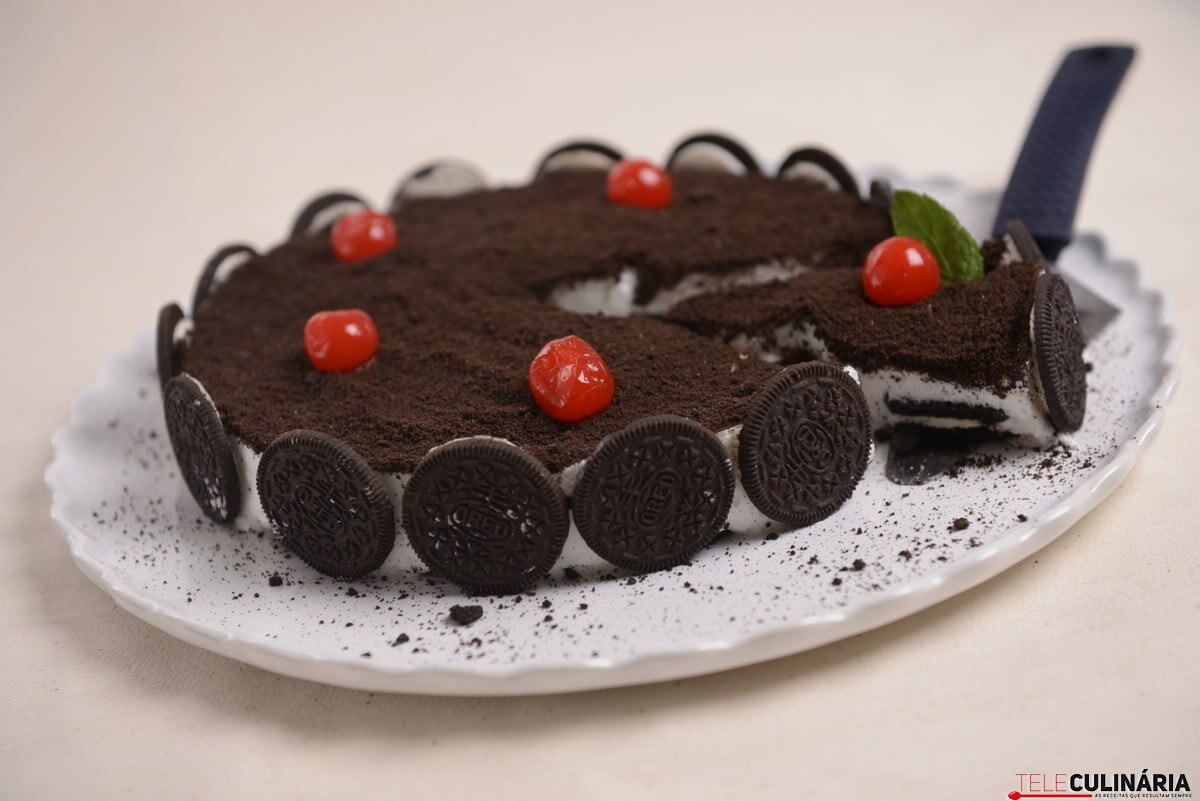 Bolo de bolacha negra