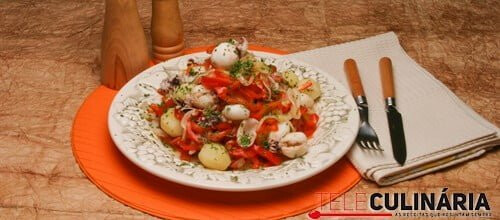 Chocos com pimentos e batatinhas