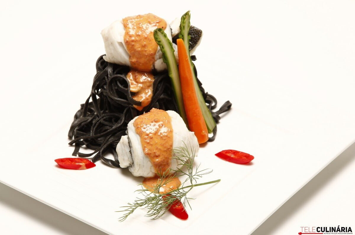 Filetes de robalo com creme de chouriço