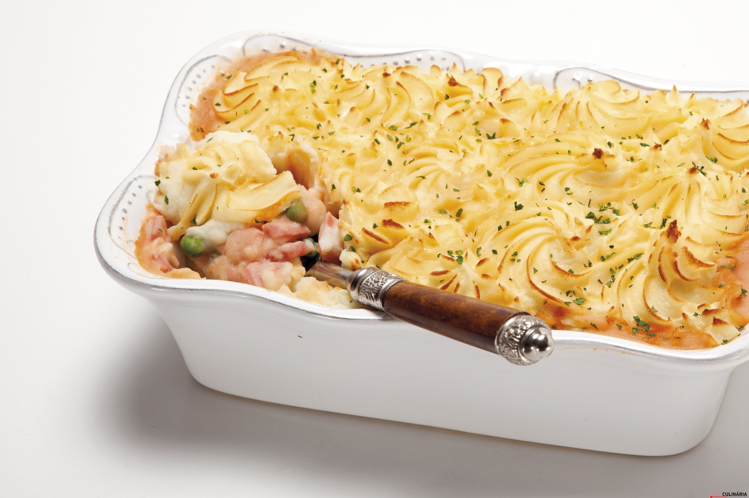 Empadão de fiambre com ervilhas