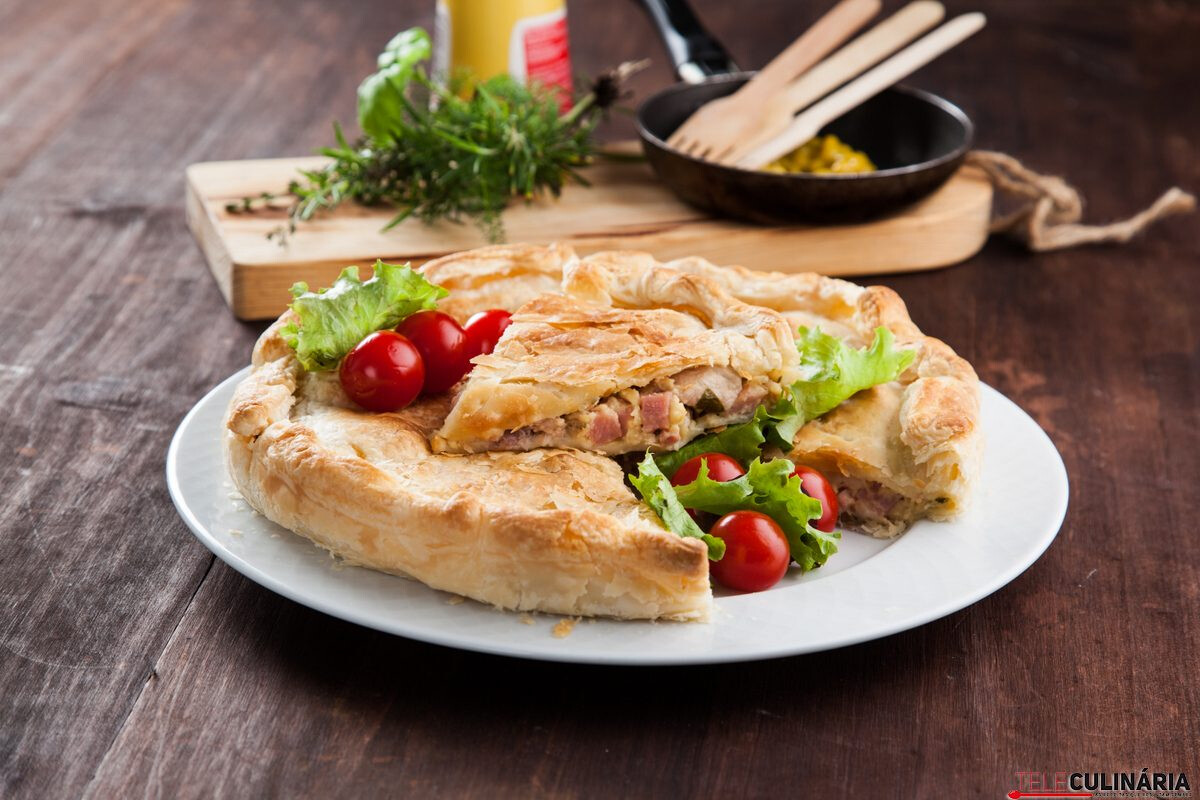 Empada de peru com mostarda de ervas