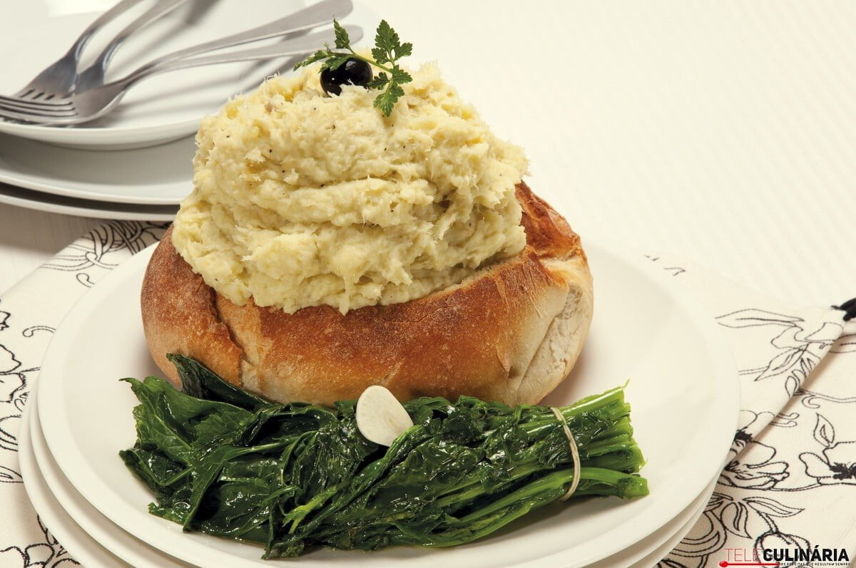 Bacalhau com natas no pão