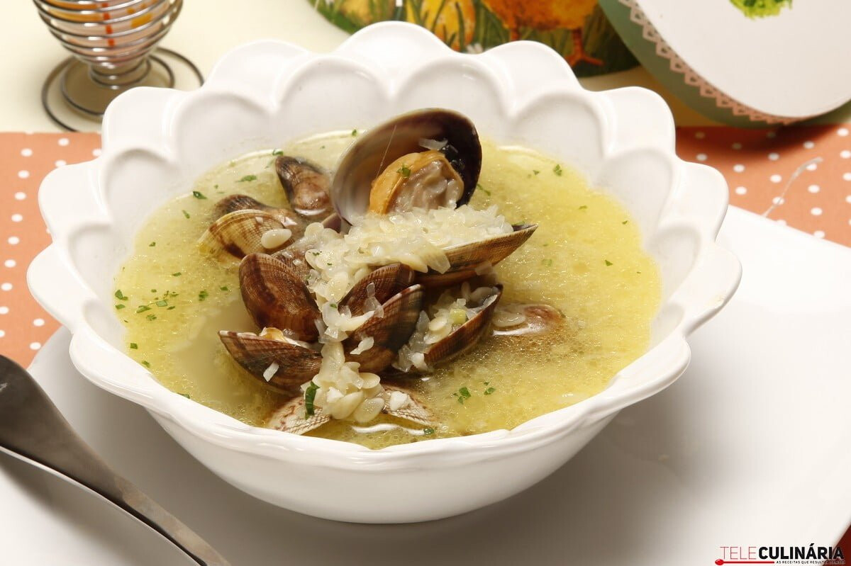 Canja de amêijoas