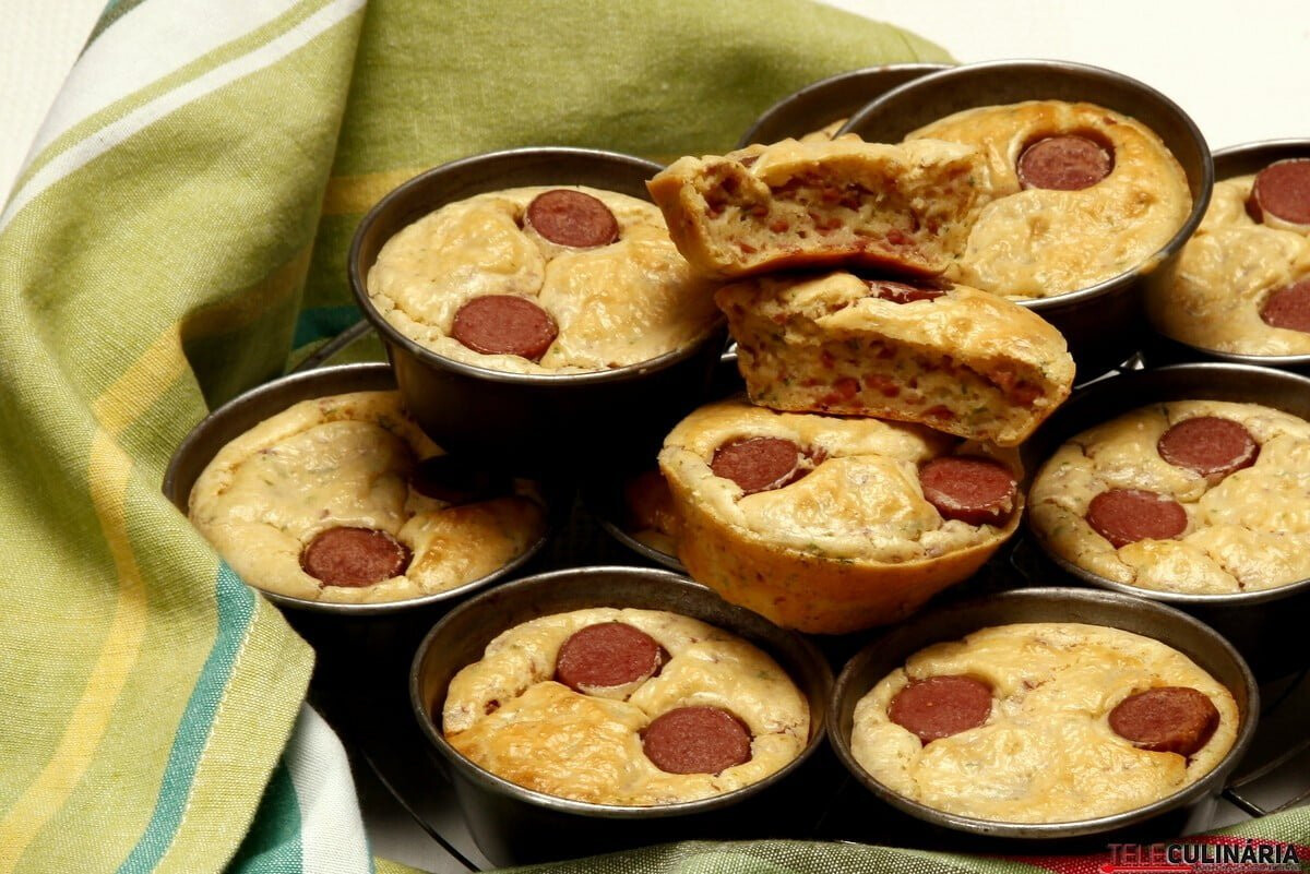 Empadas de salsichas