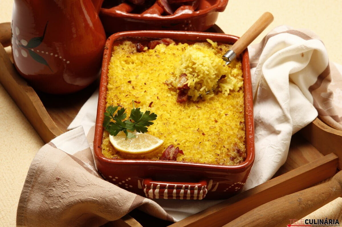 Arroz de forno com salpicão e presunto