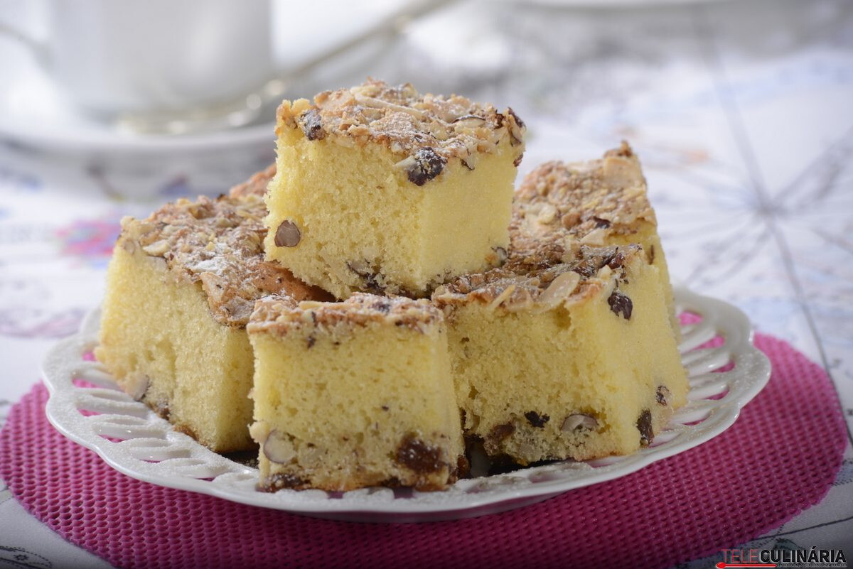 Bolo de frutos secos (robot de cozinha)