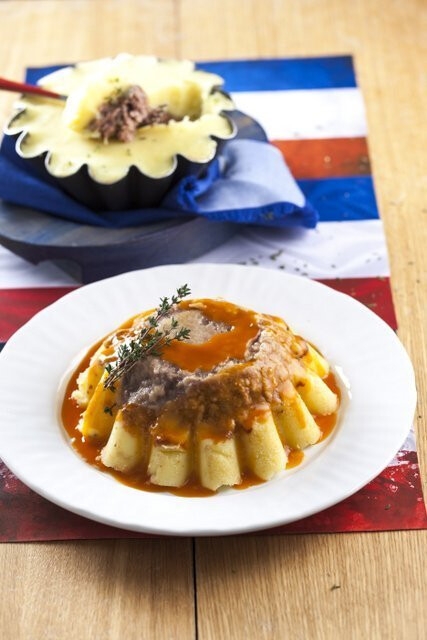 Coroa de carne à holandesa