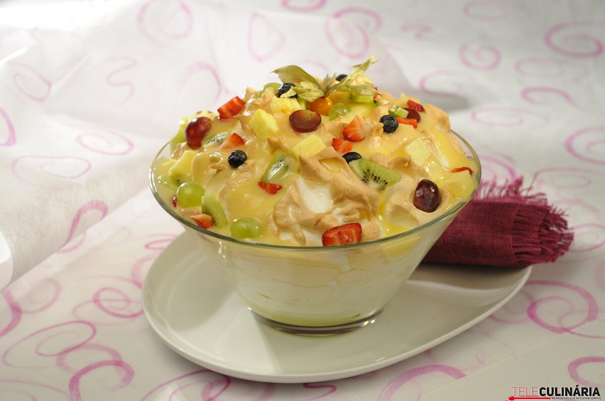 Farófias de forno com creme de fruta