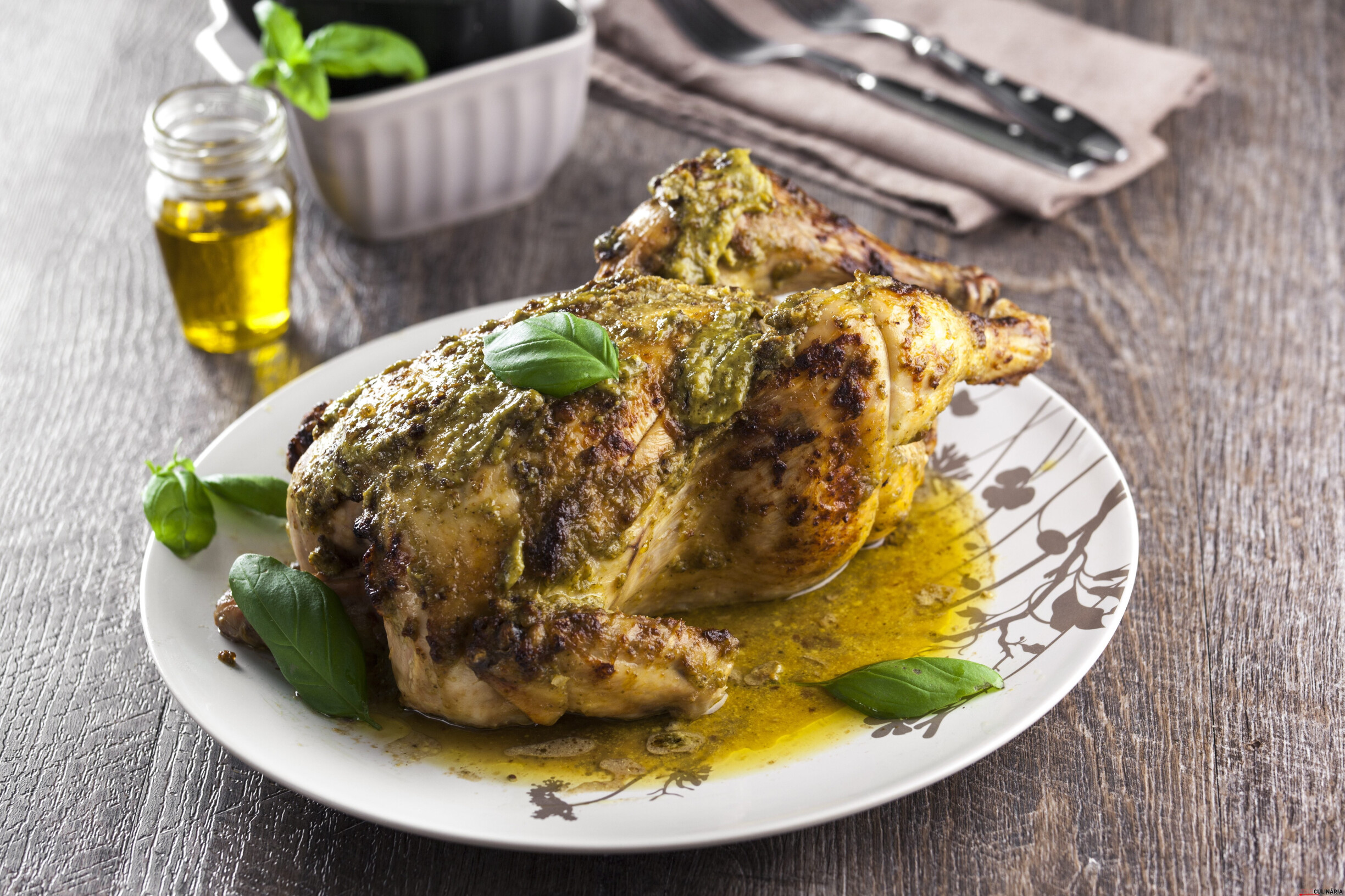 Frango assado com pesto