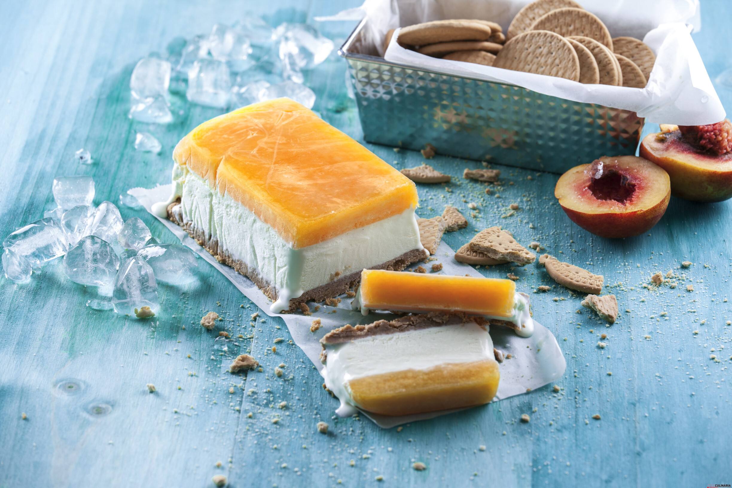 Gelado semifrio de pêssego (robot de cozinha)