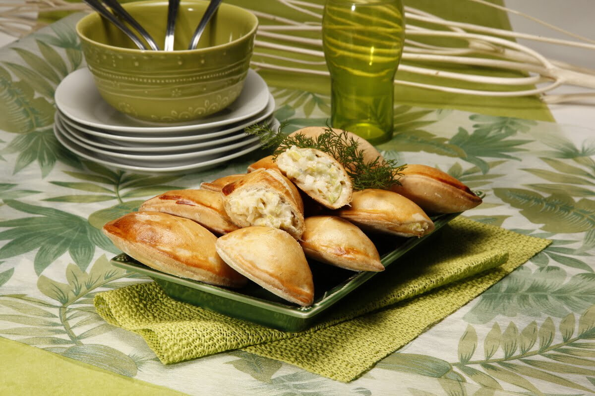 Folhado de pastel de bacalhau no forno