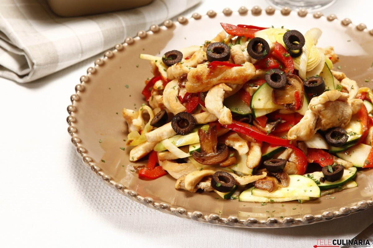 Peito de frango colorido