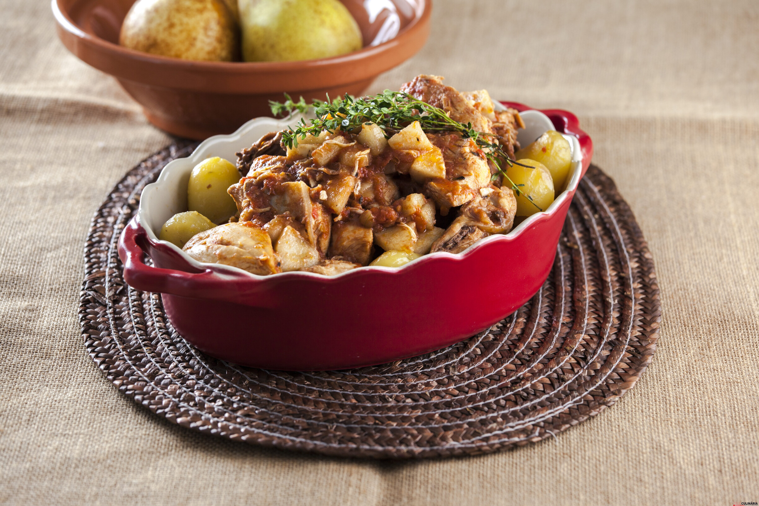 Receita de frango com pêra rocha