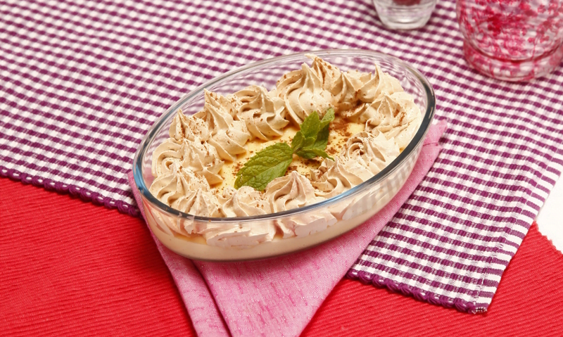 Leite-creme com claras e caramelo