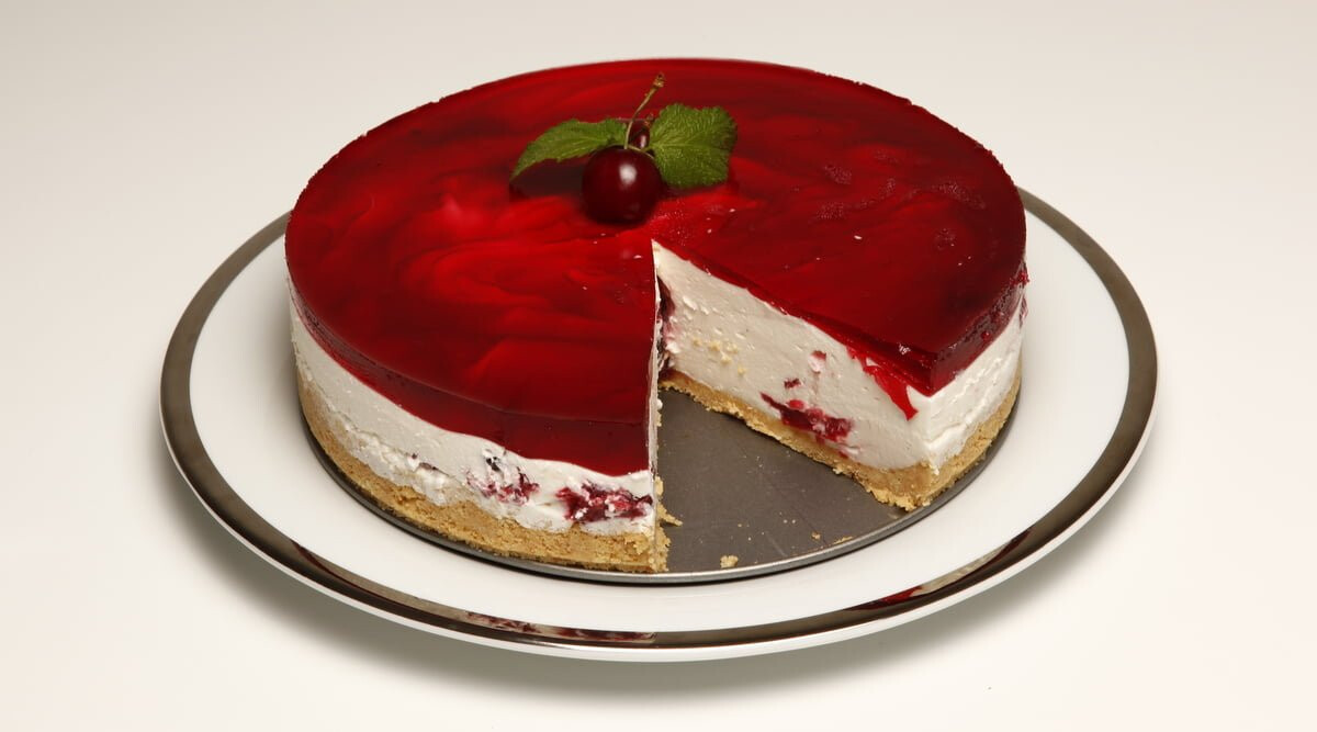 Delícia de queijo com cerejas