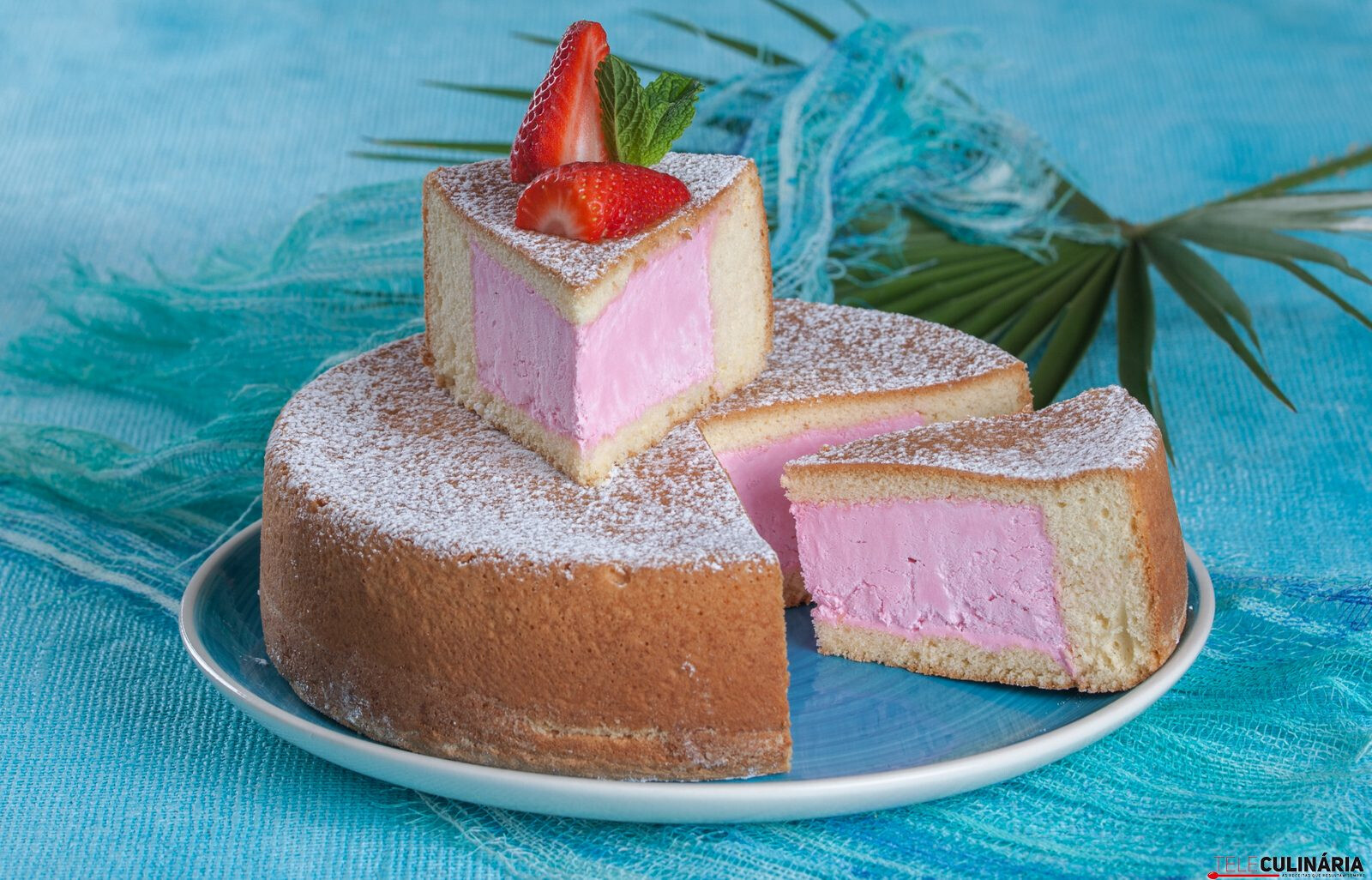 Bolo surpresa com creme de natas