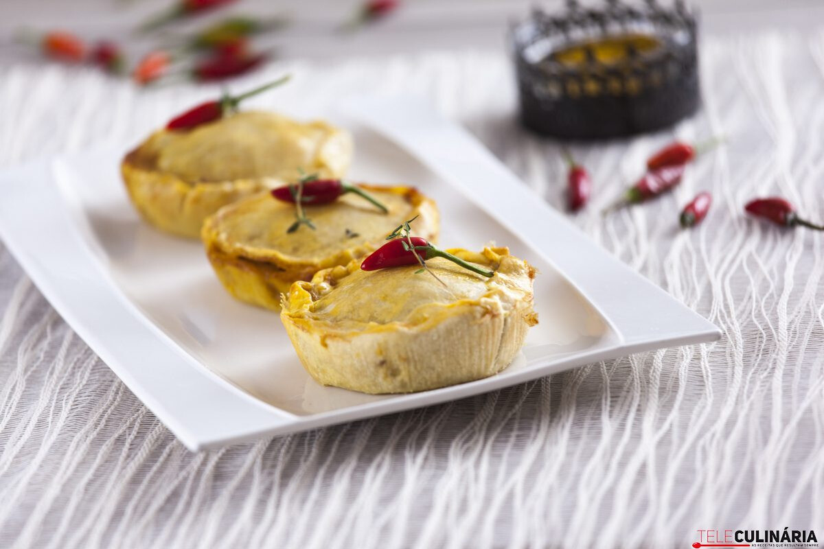 Empada de Frango e Caril