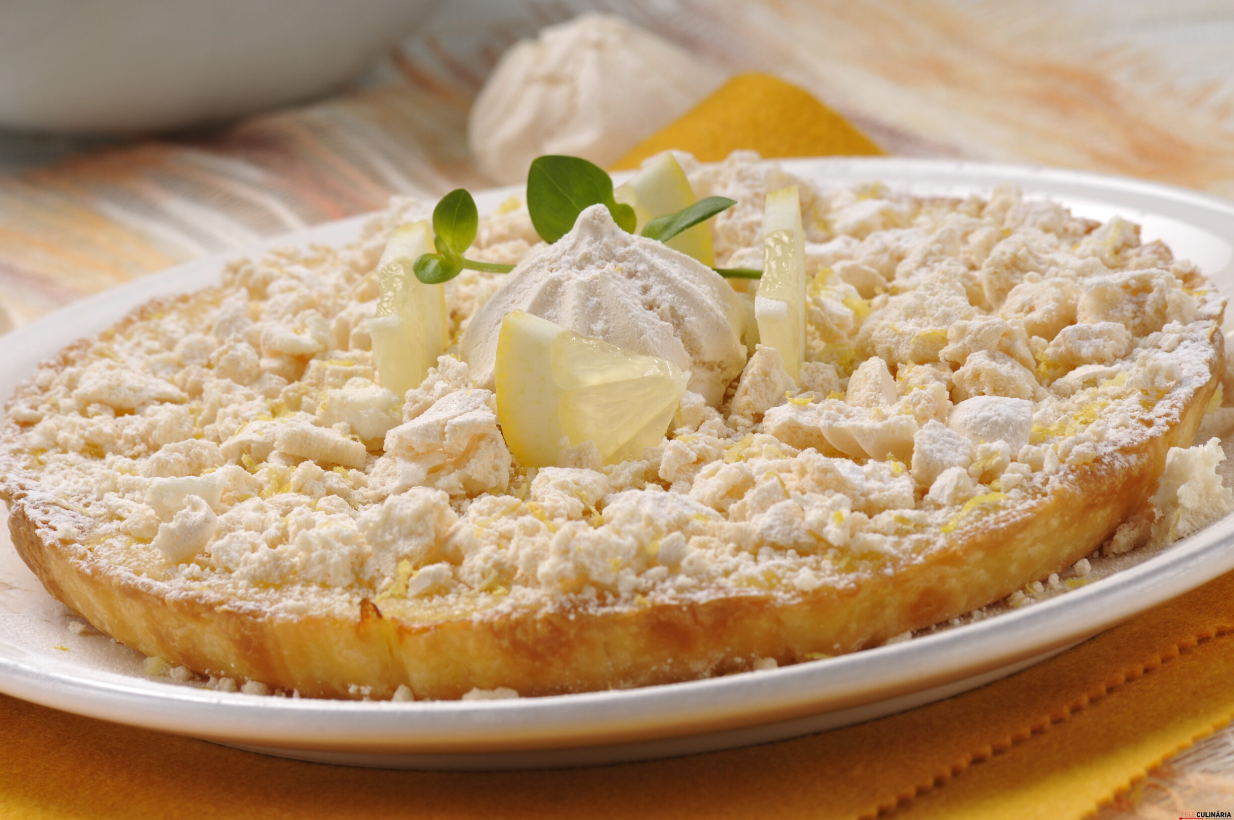 Tarte de limão com suspiros
