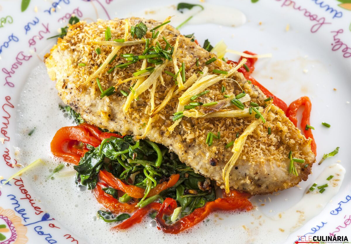 Peitos de frango com crosta de nozes (robot de cozinha)