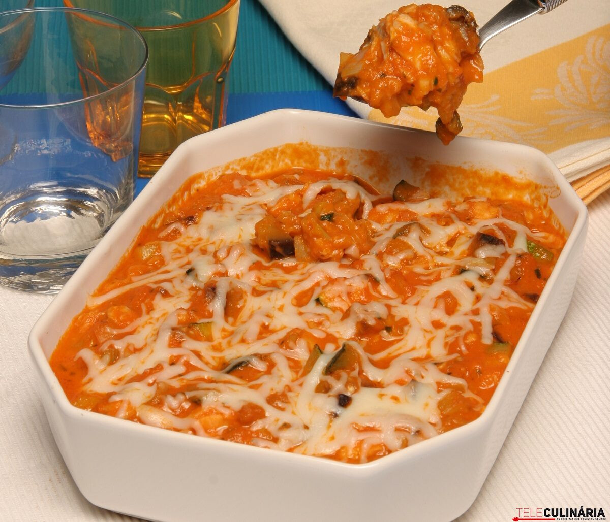 Empadão de peixe com legumes