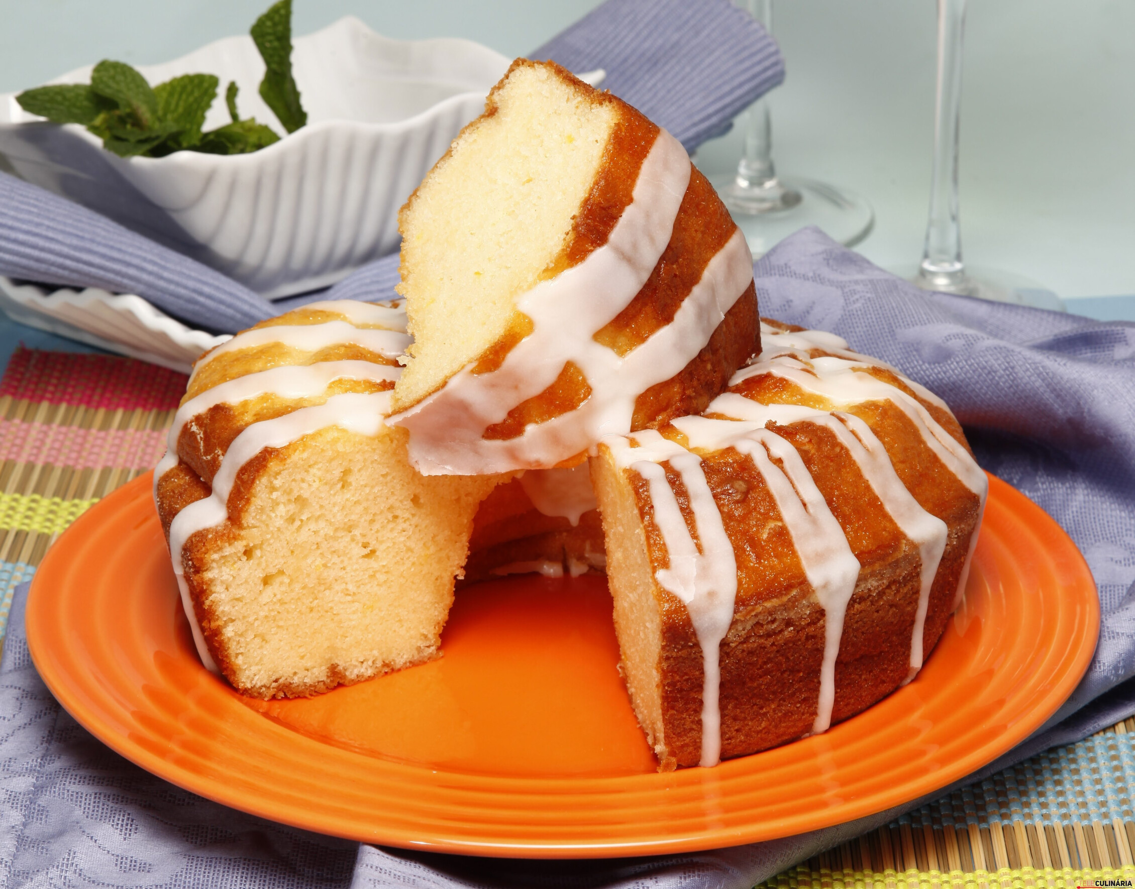 Bolo de iogurte simples