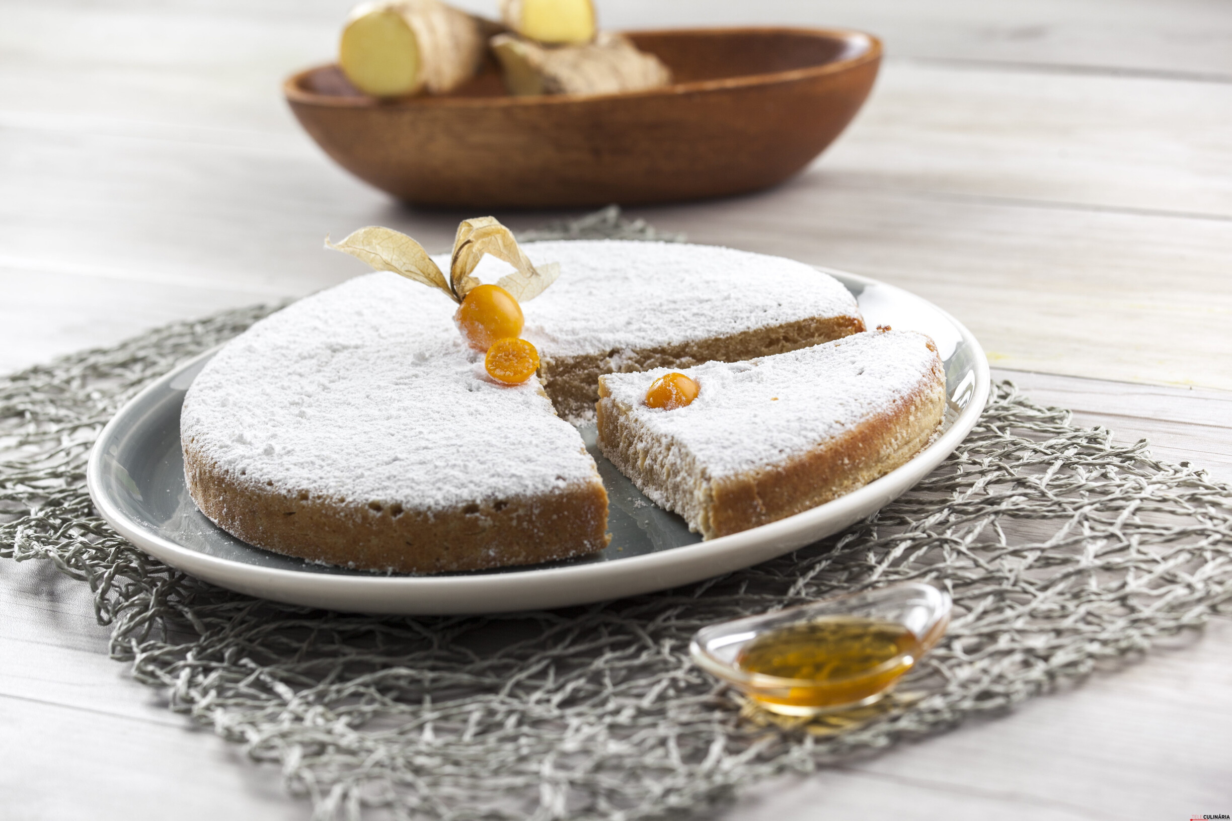 Bolo de gengibre e mel