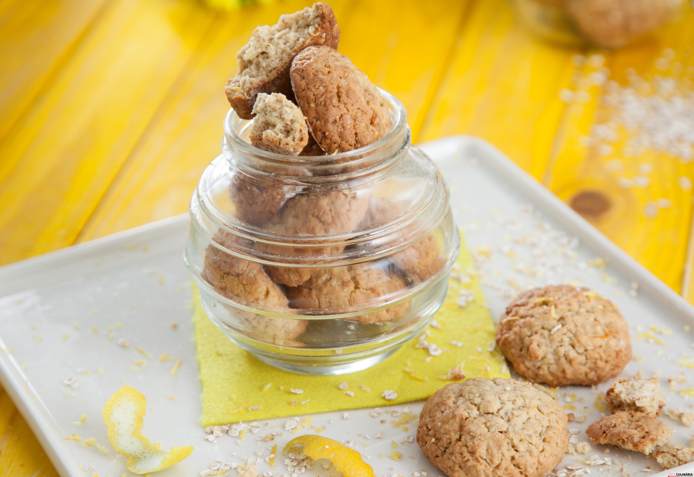 Bolachas de limão com aveia