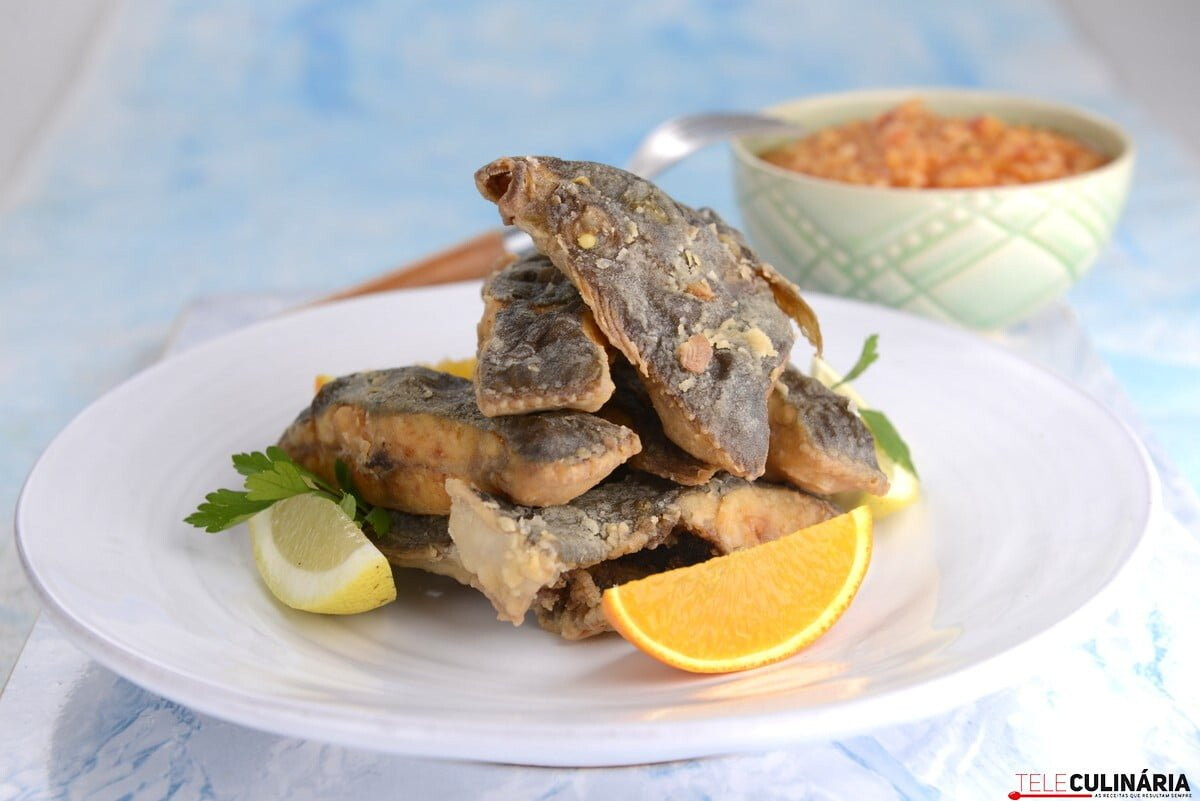 Solha frita com arroz de tomate