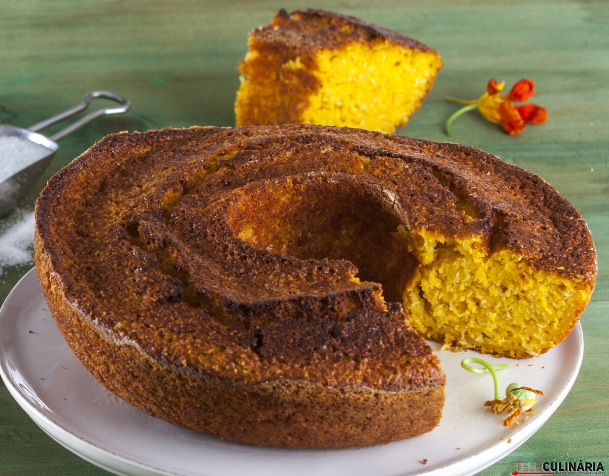 Bolo de abóbora e coco