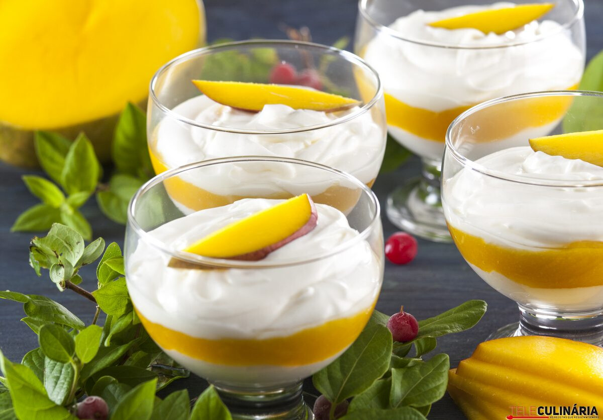 Espuma de iogurte e manga