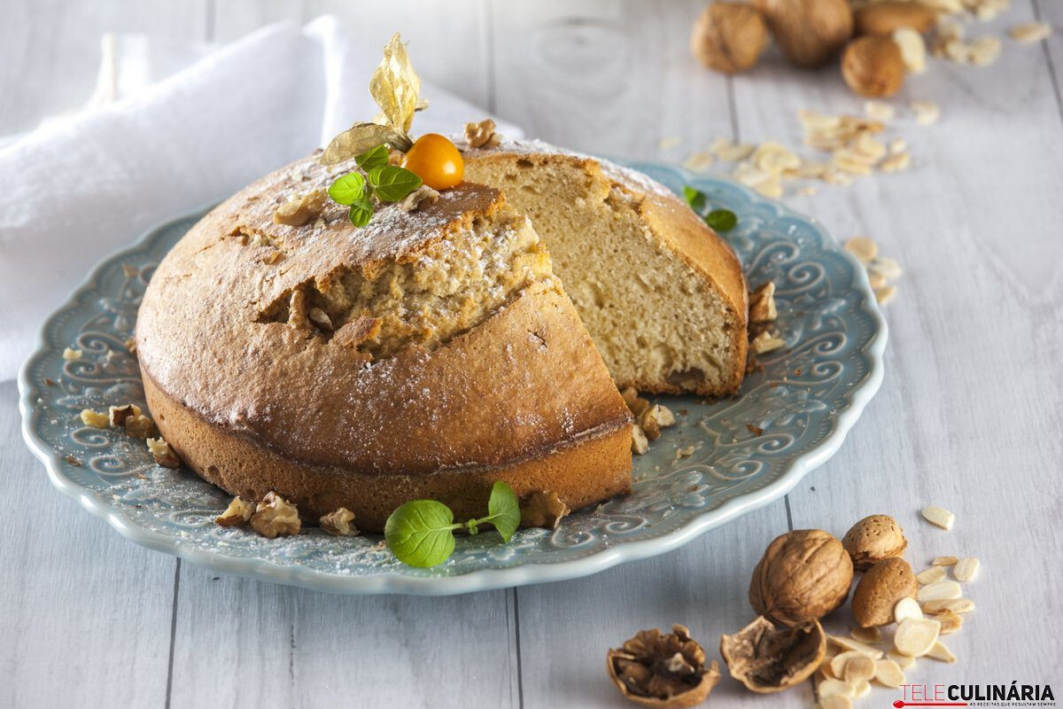 Bolo de amêndoa e noz