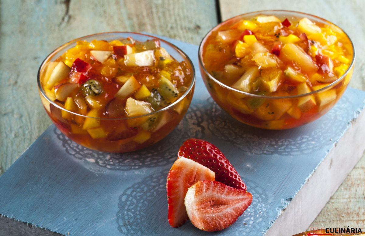 Gelatina com fruta
